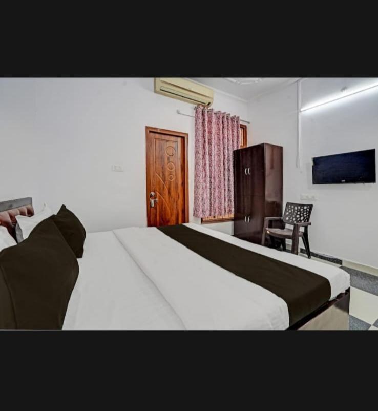 Hotel The Rsd Grand Lucknow