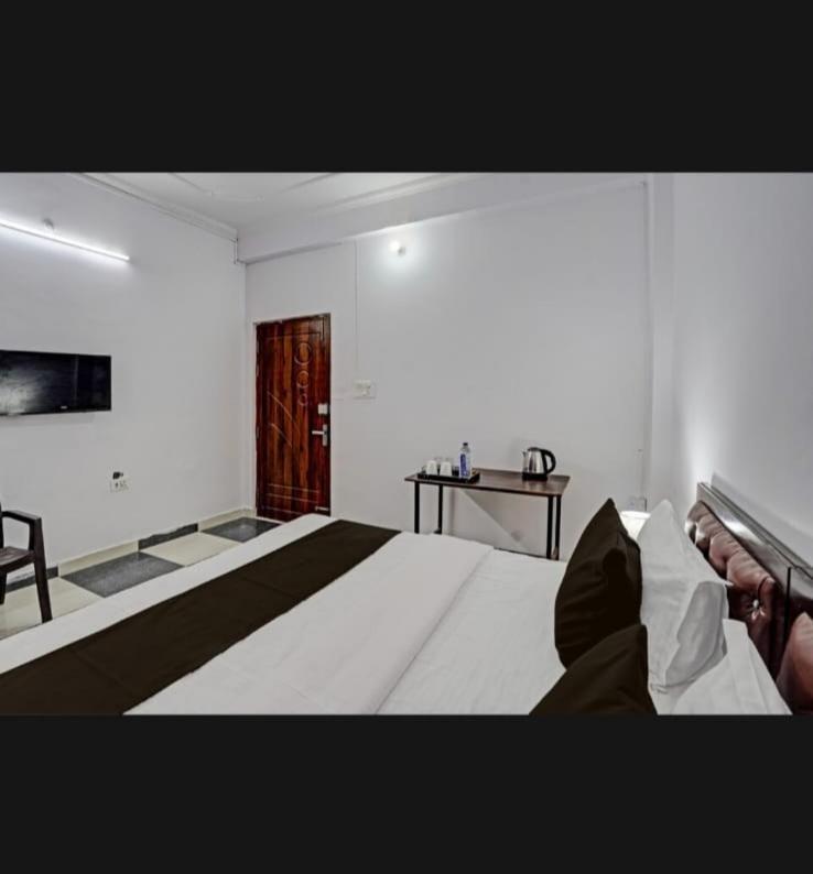 Hotel The Rsd Grand 3*